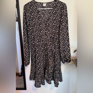 Abound Black and White Long Sleeve Dress